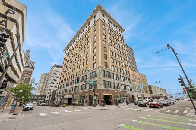 Building Photo - Commerce Building Apartments