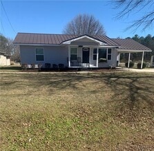 Building Photo - 18160 N Jefferson St