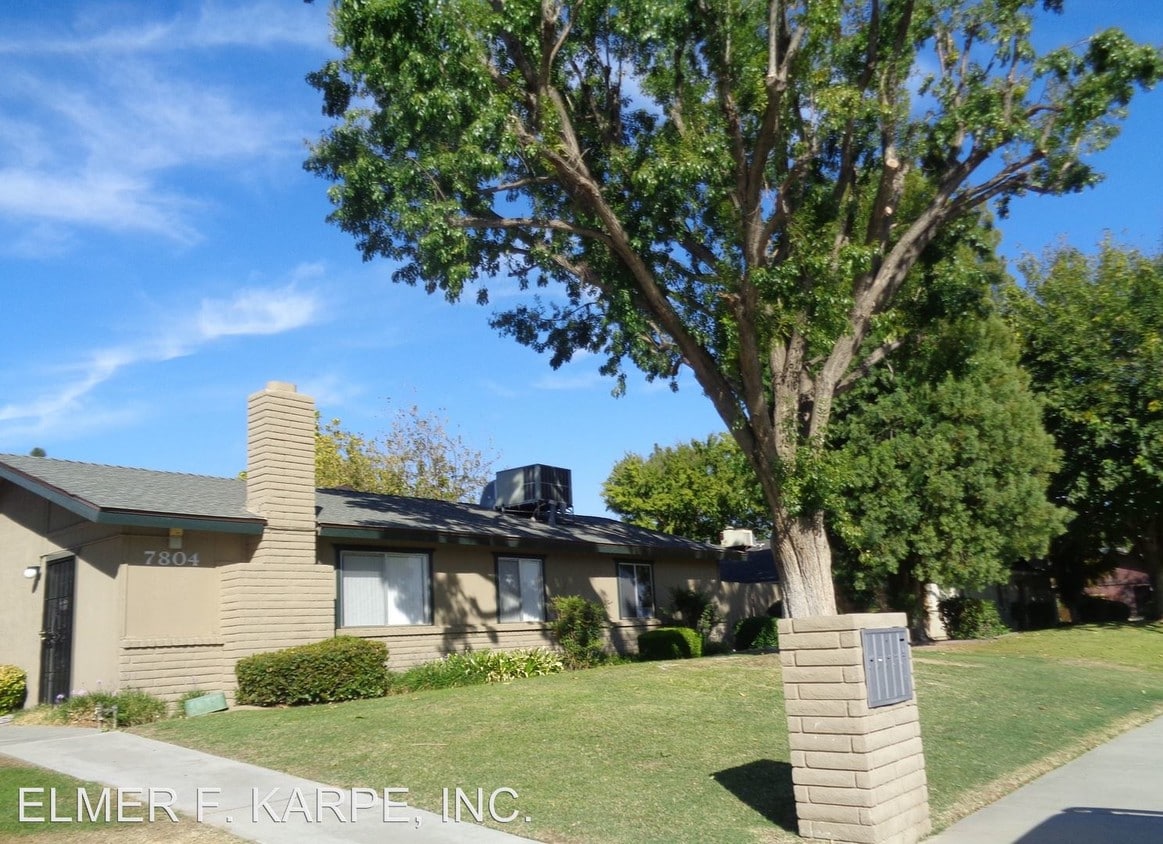 Primary Photo - 7804 N LAURELGLEN Blvd