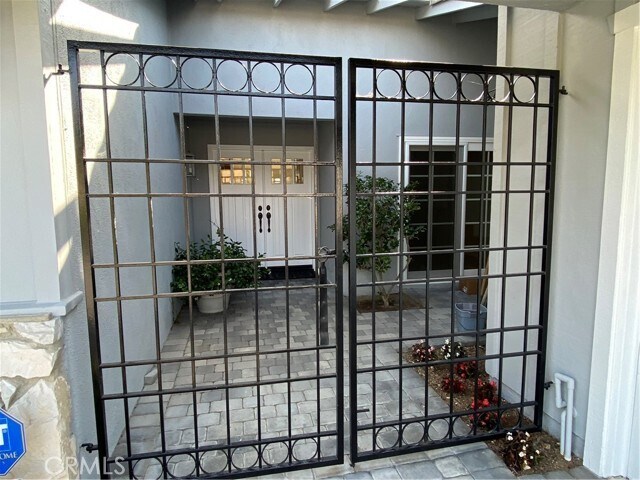 Foto del edificio - 26516 Rockhurst Ln