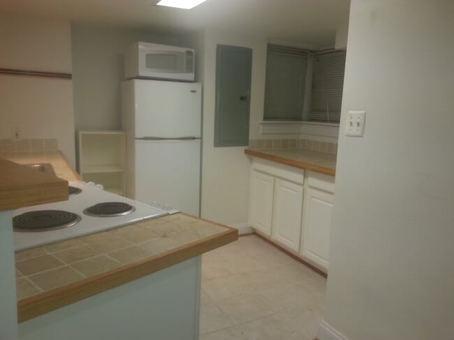 Updated Kitchen with Newer Appliances - 58 R St NW