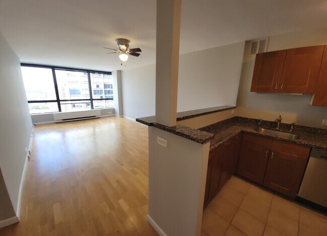 Foto del edificio - 5415 N Sheridan Rd