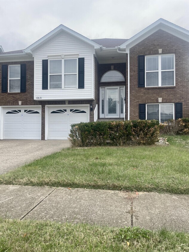 10631 Dry Creek Way, Louisville, KY 40299 House Rental in Louisville