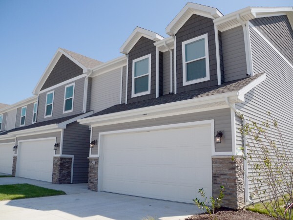 Building Photo - 8315 Brookview Pl