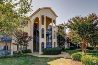 Building Photo - 111 Wexford Dr