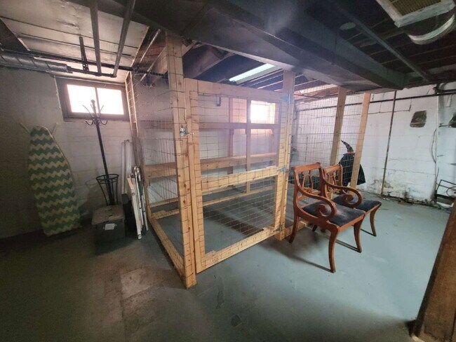 Foto del edificio - 1564 S 64th St