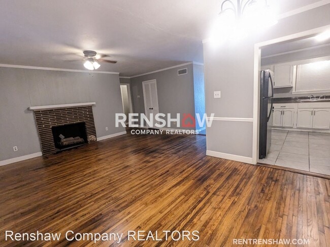 Building Photo - 3 br, 1 bath House - 4420 Tutwiler Ave
