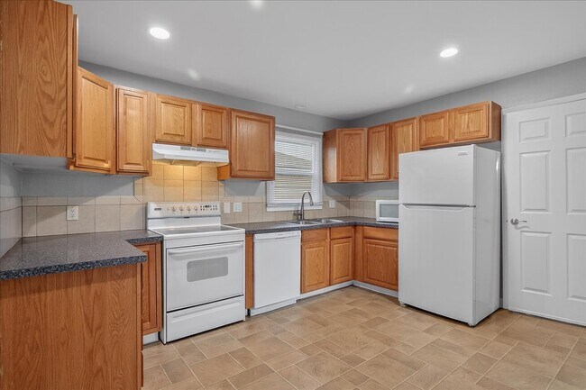 Foto del edificio - 7405 NE Jonesmore St