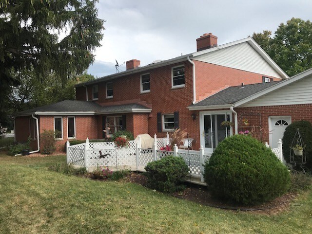 Foto del edificio - 3730 Foxwood Rd