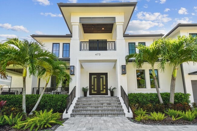 Building Photo - 473 Severn Ave