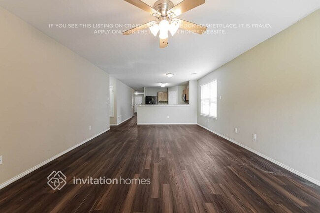 Building Photo - 3878 Pinebluff Ln