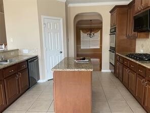 Building Photo - 1515 Mesa Verde Dr