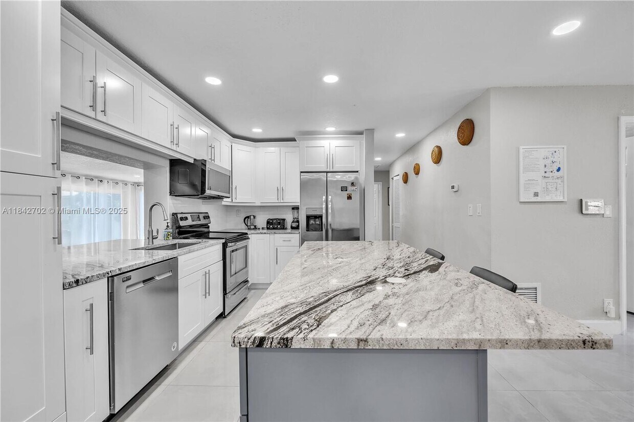 Photo - 2631 NE 19th, Pompano Beach, FL 33062