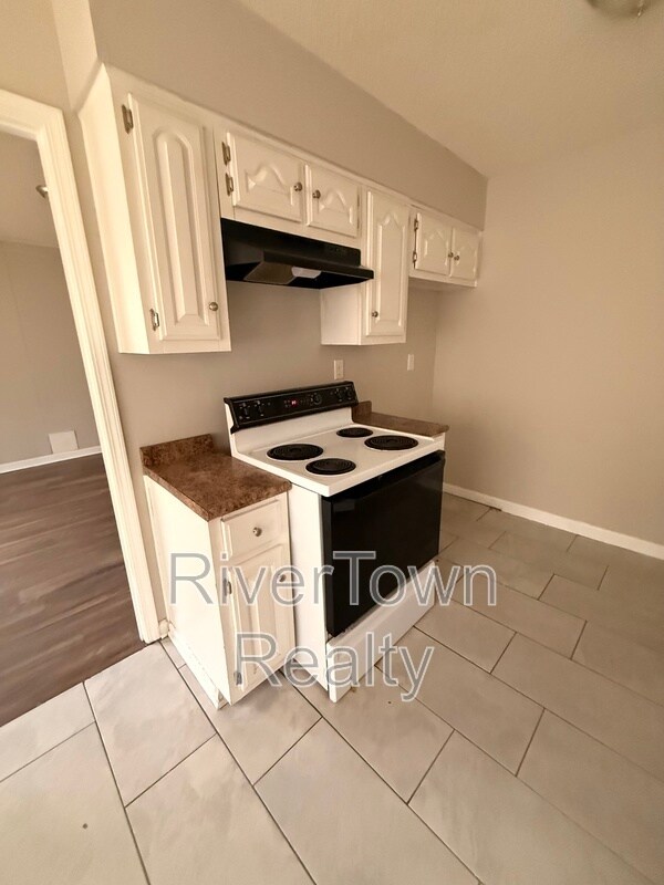 Foto del edificio - 2864 Whitney Ave