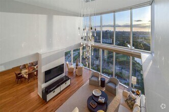 Building Photo - 3333 Allen Pkwy