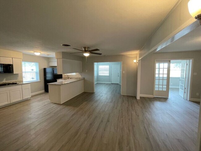 Foto del edificio - 4009 Westerly Rd