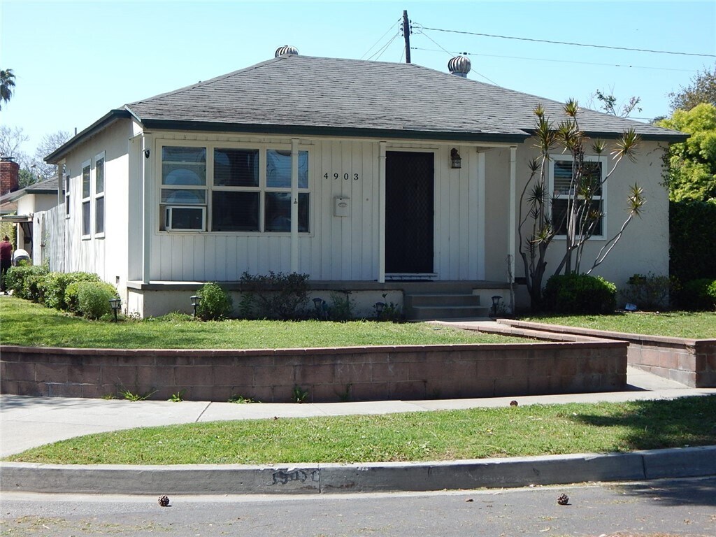 4903 Premiere Ave, Lakewood, CA 90712 House for Rent in Lakewood, CA