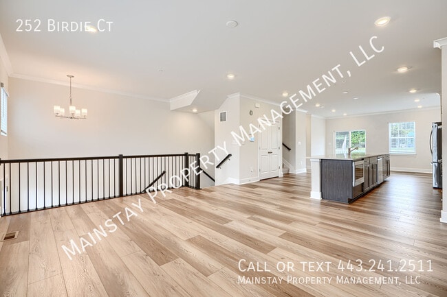 Building Photo - 252 Birdie Ct