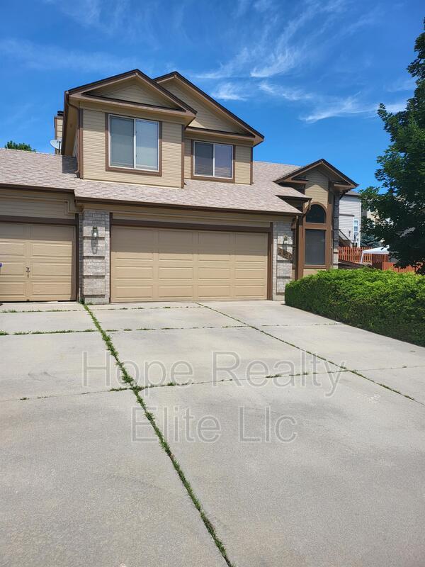 Building Photo - 2930 Walton Creek Dr