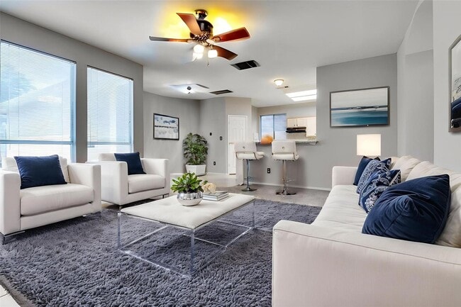 Photo - Large 4 Bedroom Home in High Pointe!