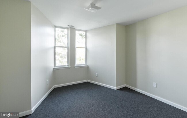 Foto del edificio - 1417 N 18th St