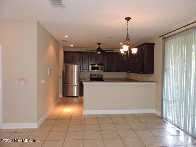 Foto del edificio - 2131 Trailwood Dr
