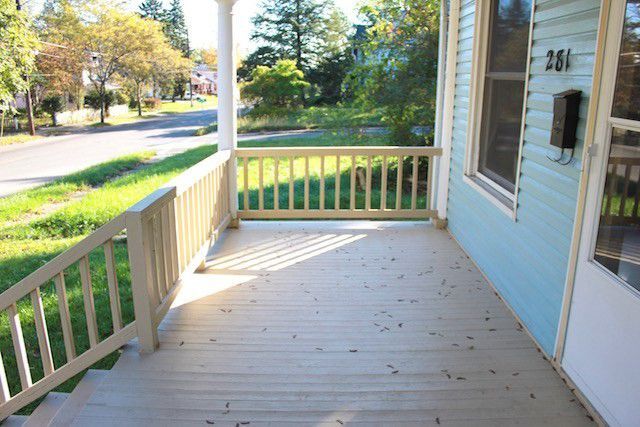 Foto del edificio - 281 W 5th St