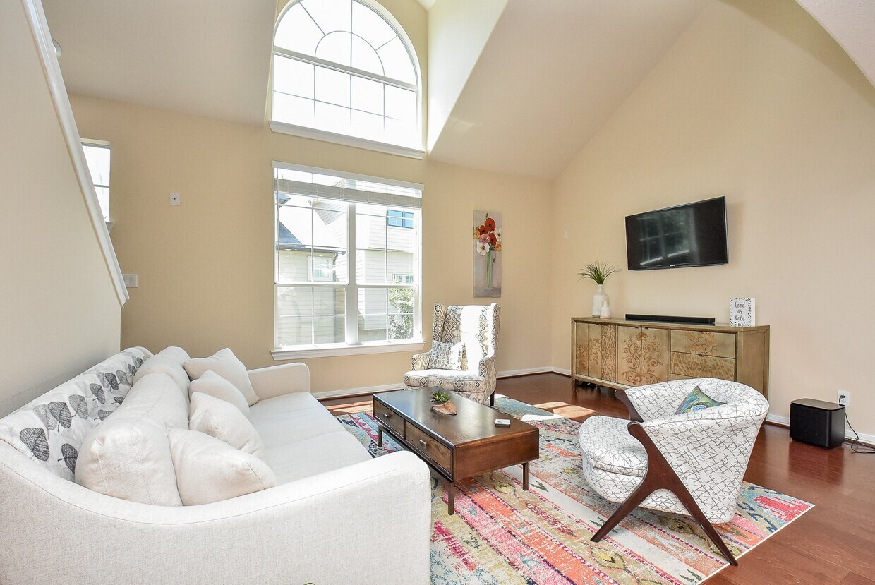 Foto principal - 3419 Clearview Villa Way