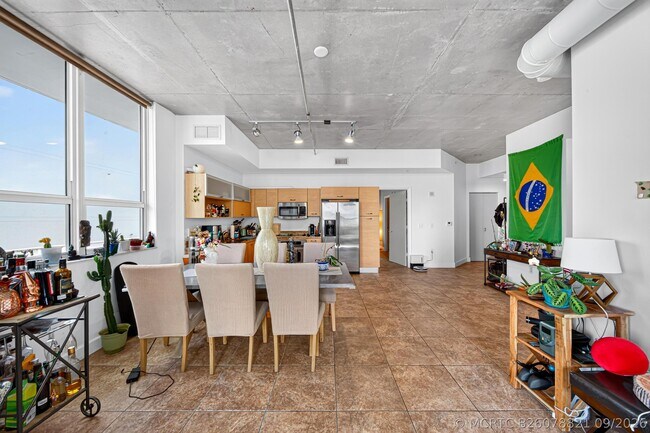 Foto del edificio - 2275 Biscayne Blvd