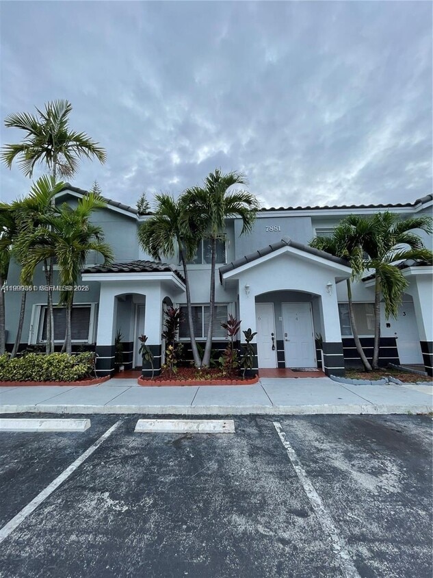Building Photo - 7931 SW 152nd Ave