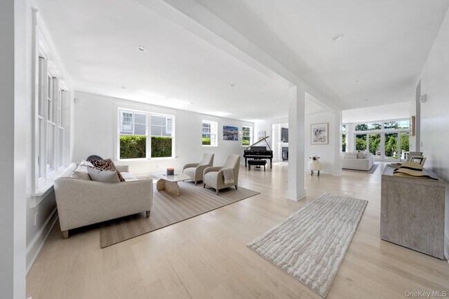 Foto del edificio - 13 Beach Ln