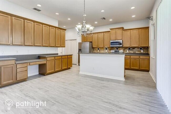 Building Photo - 8970 Handel Loop, Land O' Lakes, FL, 34637