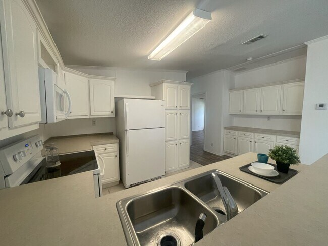 Foto del edificio - 20 Glen Cove Ct