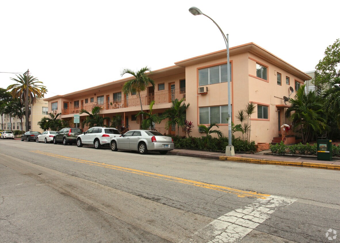 Foto del edificio - 765 Lenox Ave