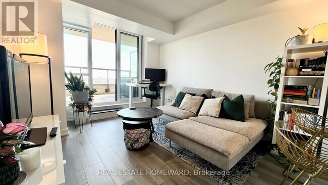 Photo du bâtiment - 8 Trent Ave