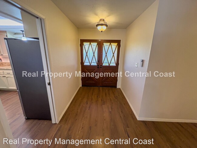 Building Photo - 3 br, 2 bath House - 461 Casa Real Place