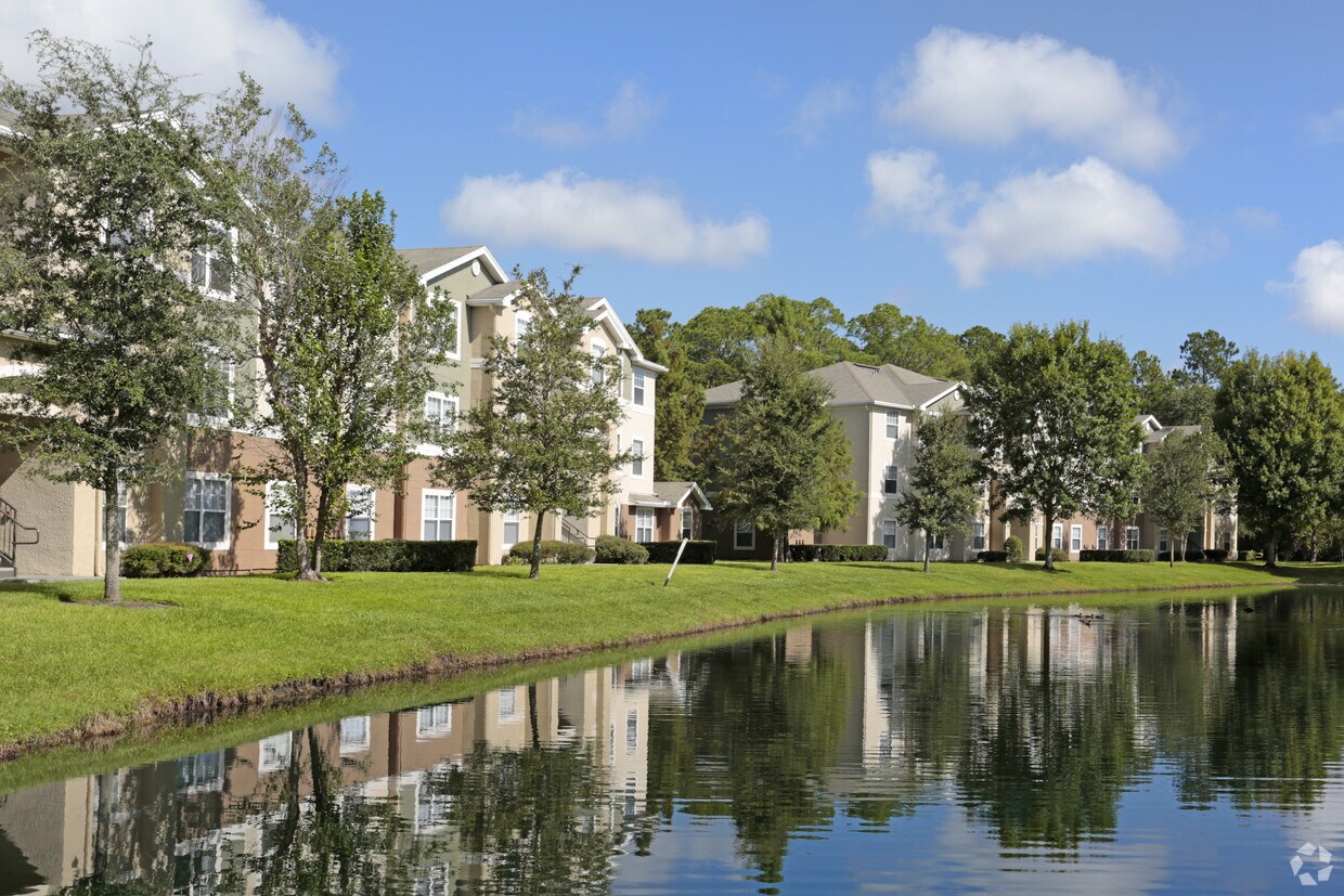 Foto principal - Thomas Chase Apartments