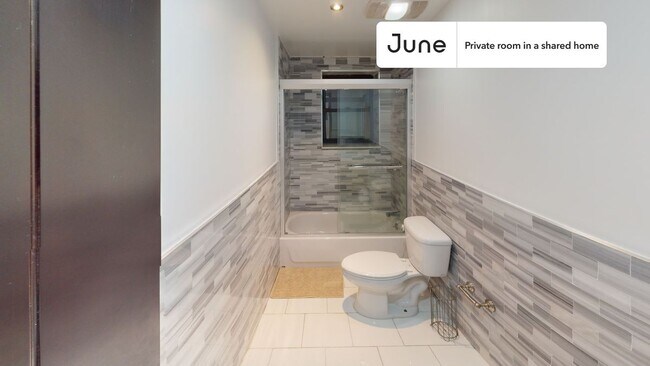 Foto del edificio - Room in Shared 6 bed/3 bath home