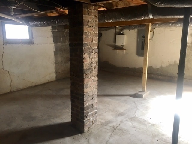 Building Photo - PRE-LEASING TO APPROVED APPLICANTS  - Nice...