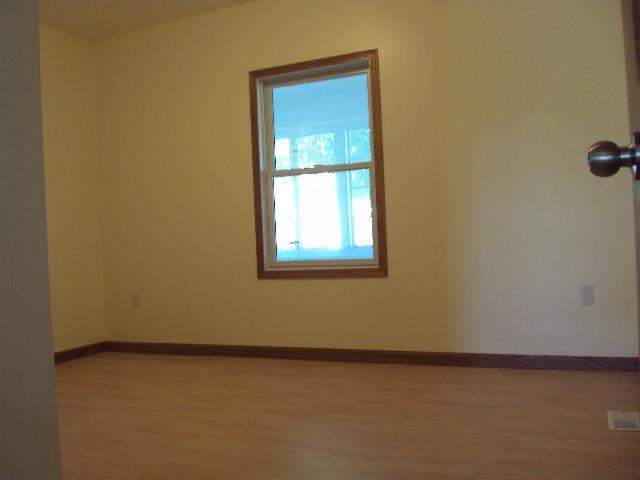 Foto del edificio - 296 S Main St
