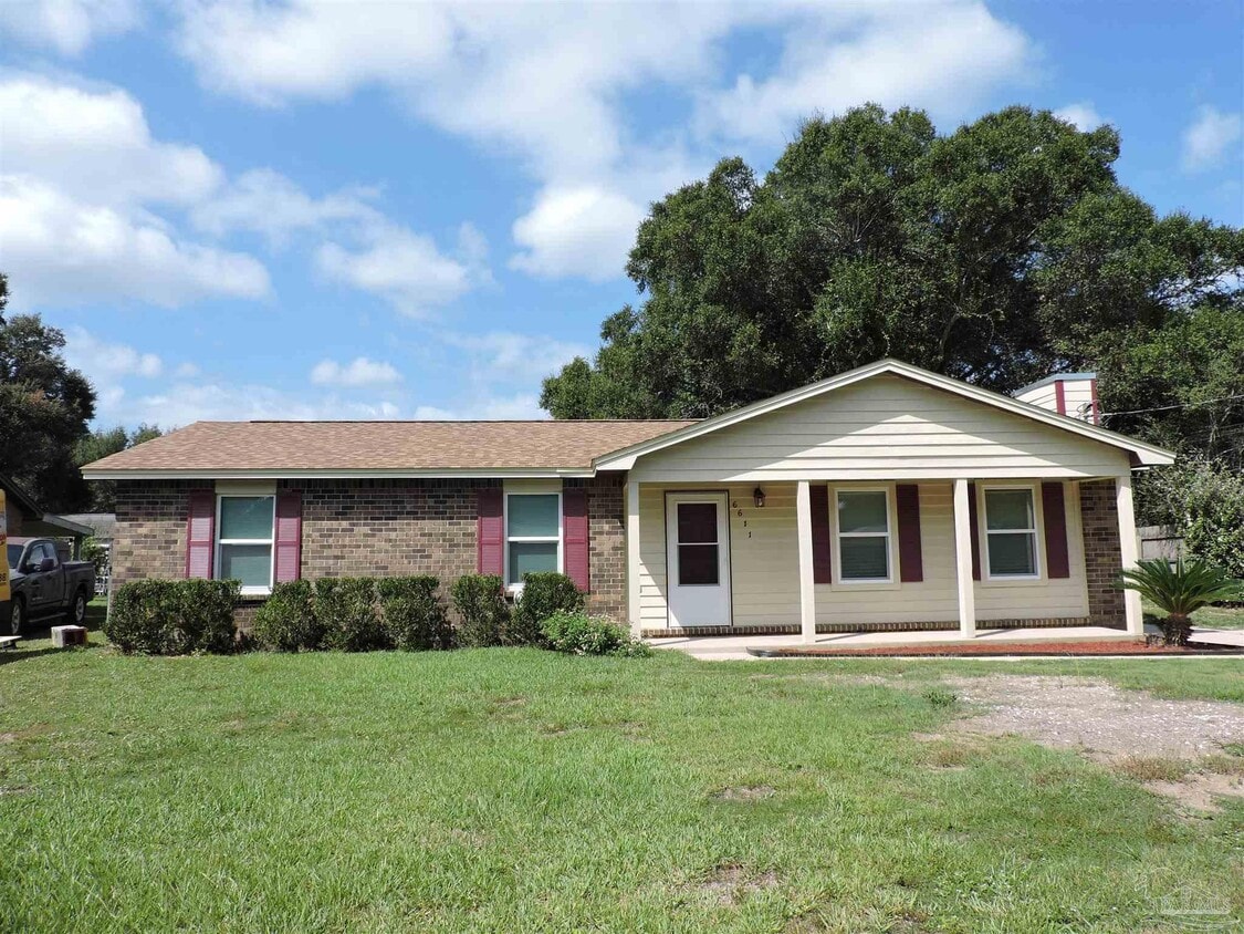 Foto principal - 6611 Bellview Pines Pl