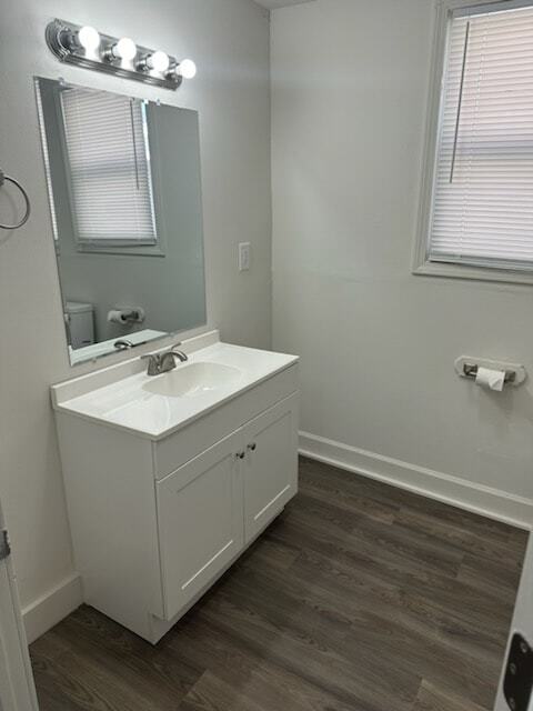 Foto del edificio - 428 E 2nd St