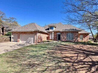 Building Photo - 2425 Ashebury Way