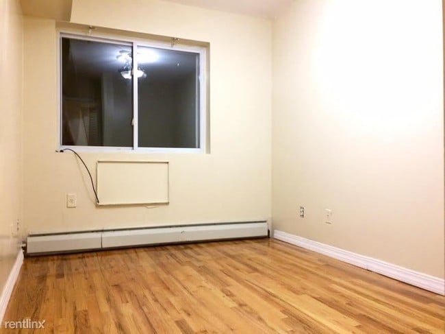 Building Photo - 8084 Cypress Ave