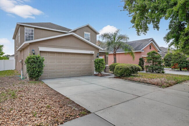 Foto del edificio - 10629 Shady Preserve Dr