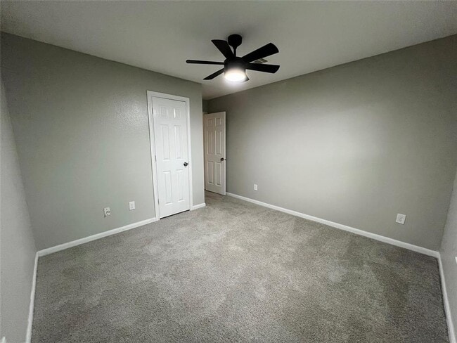 Building Photo - 5344 Tallowpine Terrace