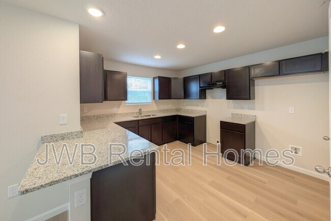 Foto del edificio - 1466 Mason Ave