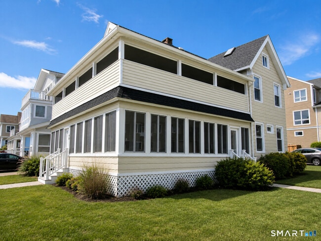 Building Photo - 48 Beach Ave