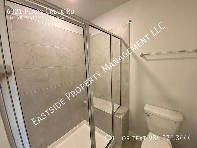 Foto del edificio - 6321 Perry Creek Rd