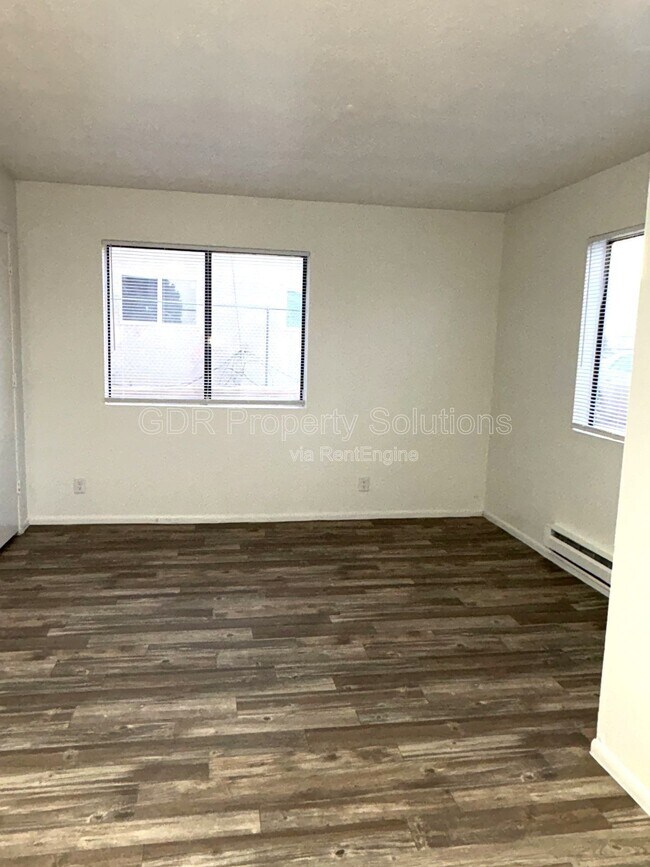 Foto del edificio - 3505 Tyson Pl NE